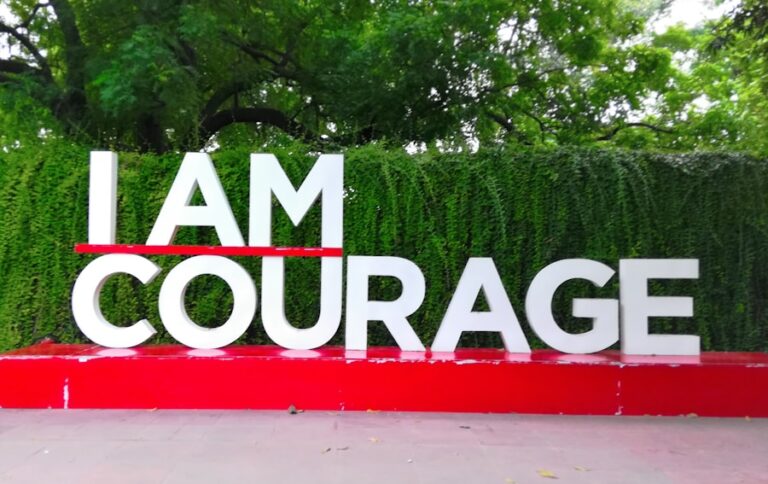 Photo "How to face your fears and act with courage"