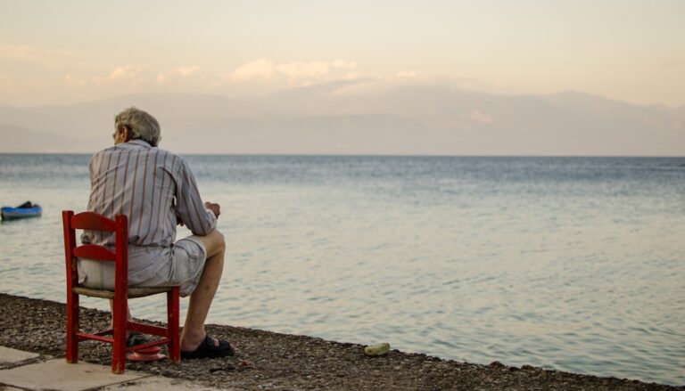 Photo "How to save in the long term to ensure a comfortable retirement"