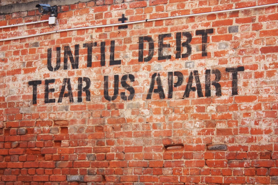 Photo "How to manage your debts to become financially independent"