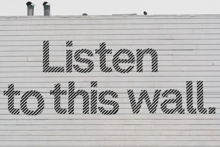 Photo "How to improve your listening skills to build better relationships"