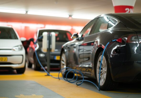Photo electric cars maintenance costs