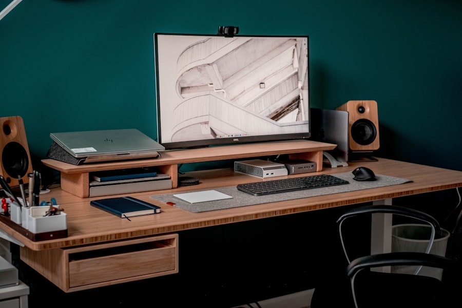 Photo efficient home workspace organization