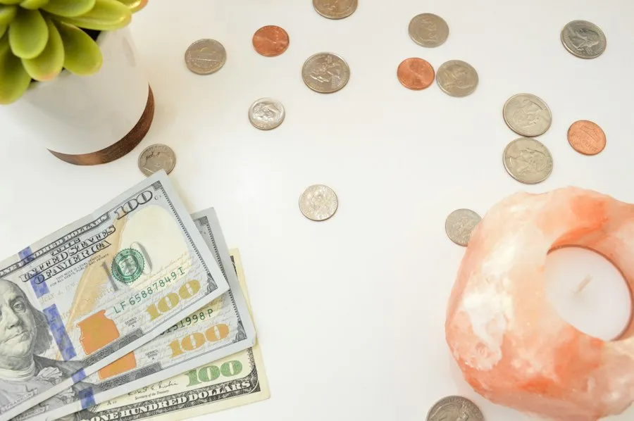 Photo saving money tips
